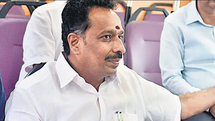 “எம்எல்ஏ பதவியை ராஜினாமா செய்தார் எம்.ஆர். விஜயபாஸ்கர்... தமிழக அரசியலில் புதிய பரபரப்பு!”